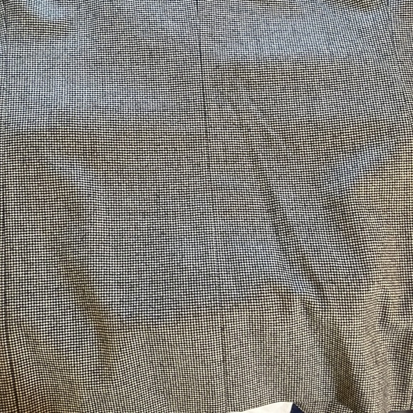 Men’s Suit. 42Extra Long. Black and white houndstooth. Konen for Barney’s NY - Picture 5 of 9